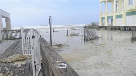 Destin Fla Isaac Which Dumped Heavy Rain On South Florida Has