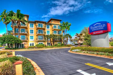 Destin Florida Hotels On Emerald Coast Fairfield Inn Amp Suites Destin