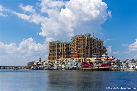 Destin Harbor Boardwalk Destin Fl Attraction Review