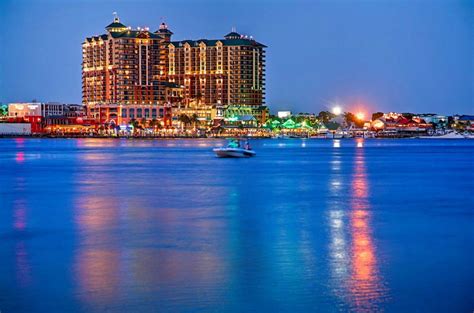 Destin Harbor Harborwalk Village Emerald Grande At Night Destin Florida Beautiful Fl