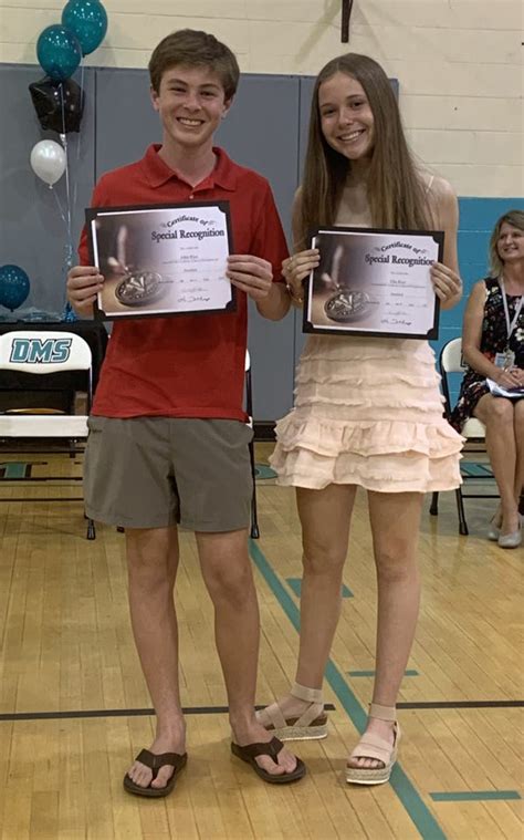 Destin Middle School Honors Its Eighth Graders With Ceremony