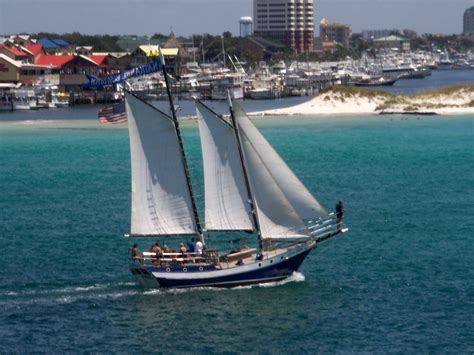 Destin Sailing On The Nathaniel Bowditch