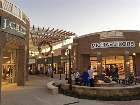 Destin Tanger Outlet Shopping Guide