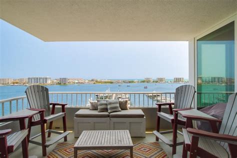 Destin Yacht Club Condos For Sale Destin Fl Harborfront Condominiums