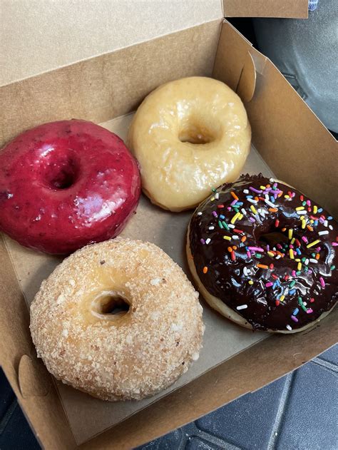 Destination Donuts Columbus Ohio Bakery Happycow