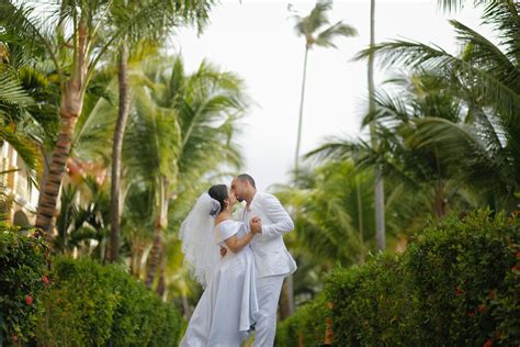 Destination Wedding Cost Destination Wedding Photographer Best