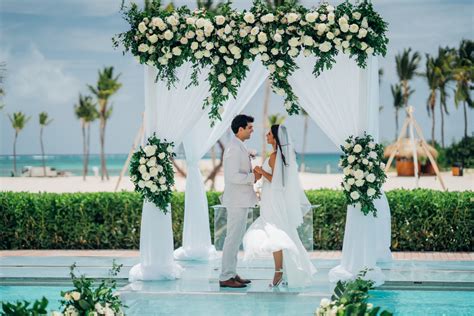 Destination Weddings By Vacationeeze Blog Archive How Much Does A