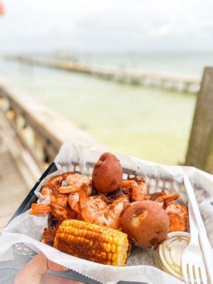 Dewey Destin Seafood Updated July 2024 897 Photos 1138 Reviews