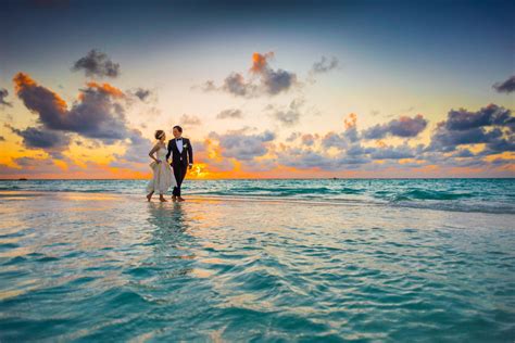 Did You Have One Of The Best Destination Weddings Of 2017 Destination Wedding Details