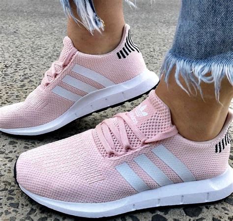 Diy Fashion Trendy Fashion Fashion Shoes Womens Fashion Sneakers Fashion Pink Adidas Shoes