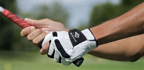 Do Golf Gloves Really Help Key Benefits Advantages The Expert