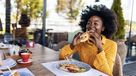 Do Lunch Better With Our Top 4 Destin Spots For Sammies Subs