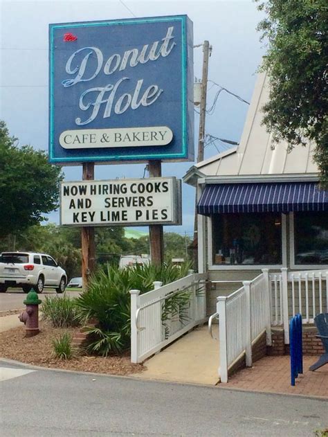 Donut Hole In Destin Florida Great Place To Eat Be Prepared For A