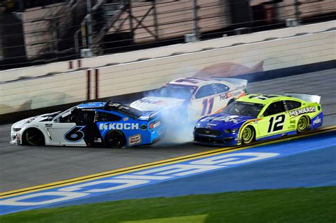 Dramatic Photos Of Daytona 500 Show Horrific Crash On Final Lap