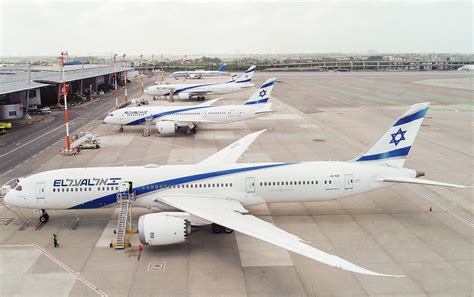 El Al Resumes Flights Mentour Pilot