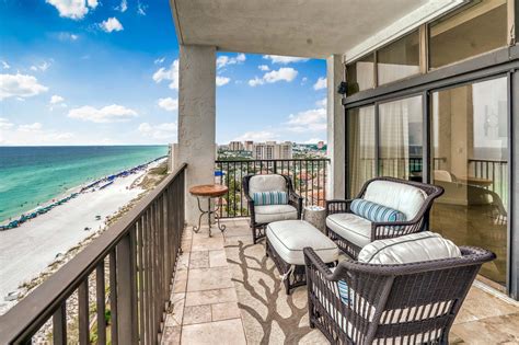 Elegant Downtown Destin Penthouse For Sale