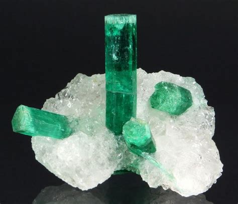 Emerald In Matrix South America Minerals 5 Pinterest Minerals