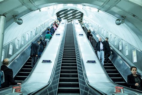 Escalator Accidents And Tips For Escalator Safety Hecht Kleeger Amp Damashek Personal Injury