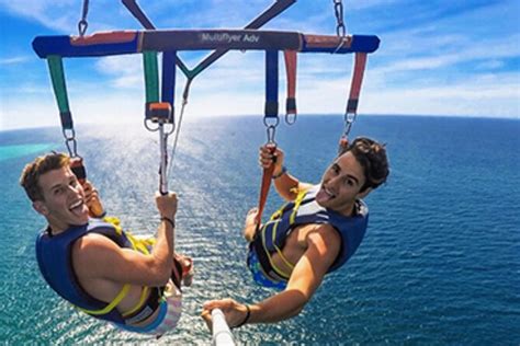 Escursione In Parasailing Con Partenza Da Crab Island Fornito Da Xtreme