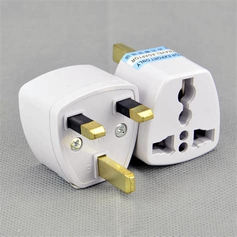 5 Travel Plug Tips