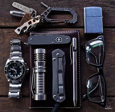 Everyday Carry What Are Your Edc Essentials Edc Gadgets Edc