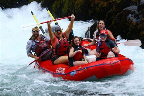 Everything You Need To Know About White Water Rafting For First Timers