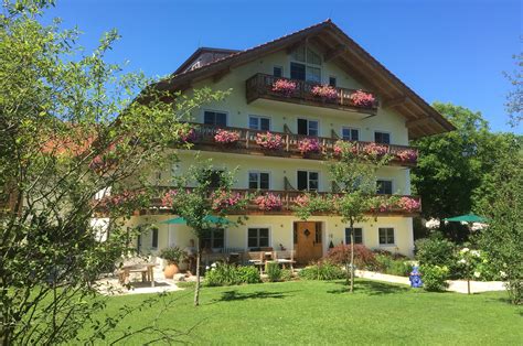 Exklusive Ferienwohnungen In Chieming G Stehaus Destina Am Chiemsee