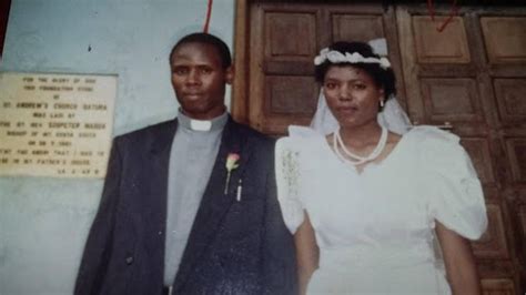 Fbf Photo Of Sarah K At Her Wedding 27 Years Ago Is A Testimony That