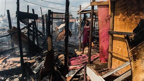 Fire Rages Through Sao Paulo Slum As City Faces Dry Season