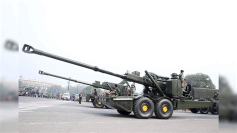 First Indigenous Long Range Artillery Gun Dhanush Clears Final Test