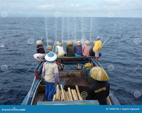 Fisherman Crew Fishin On Ocean Editorial Photo Image Of Panorama