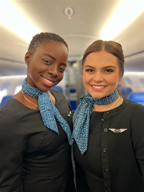 Flight Attendant Jobs Mesa Airlines Start Your Climb