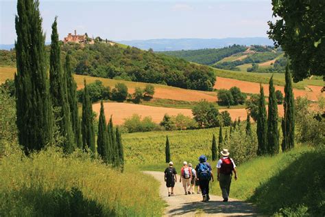 Follow The Footsteps Of The Renaissance A Guide To Hiking In Tuscany