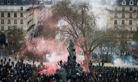 France Tourist Warning As Travellers Told Protests Could Turn Violent