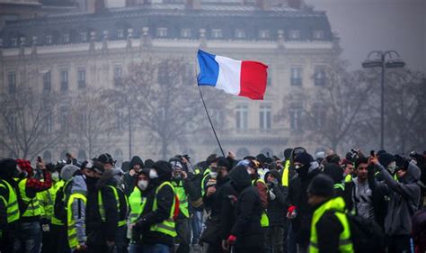 France Travel Warning Fco Issued Warning For Tourists Ahead Of Yellow