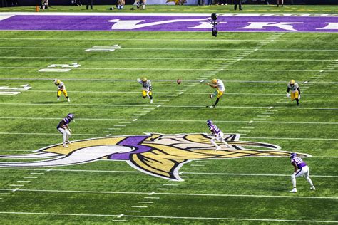 Fresh Turf Coming To Vikings Stadium For Second Time Since Opening