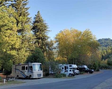 Giant Redwoods RV Cabin Destination