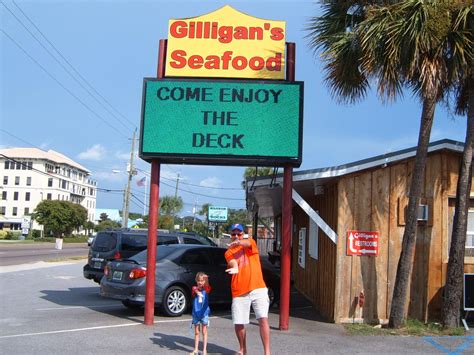 Gilligan S Destin