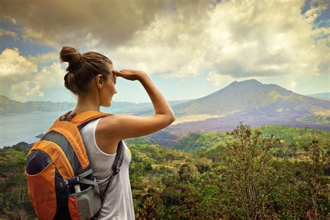 Google Trips Allows Travelers To Explore New Destinations Offline