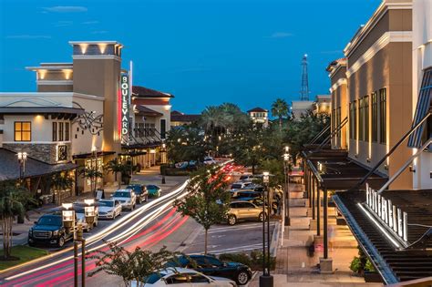 Destin Grand Boulevard Shopping Hub