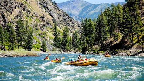 5 Great Rafting Spots