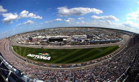 Gu A Para Las Carreras De La Nascar 2021 En El Daytona International