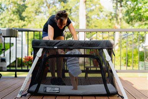 Guava Lotus Travel Crib Review Best For A Family Trip