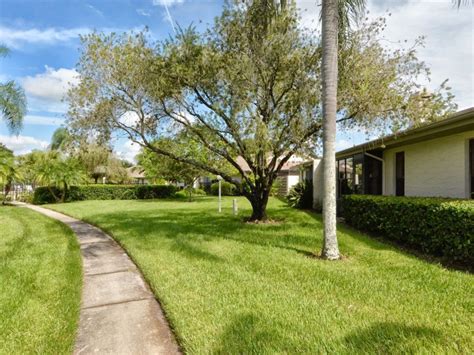 Gulf Gate Community In Sarasota Fl 34233 Candy Swick Amp 39 S Sarasota Real Estate