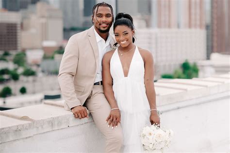 Gymnast Simone Biles Gets Married To Nfl S Jonathan Owens My Wedding For Fashion Uganda