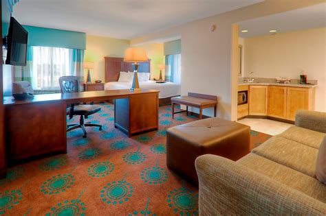 Hampton Inn Amp Suites Destin Destin Fl Jobs Hospitality Online