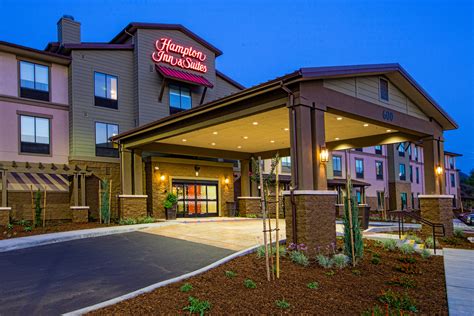 Hampton Inn And Suites