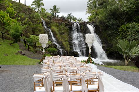 Hawaii Weddings Inspiration For A Tropical Celebration Inside Weddings