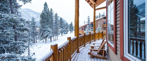 Hi Canada 5 Winter Escape Ideas Waiting For You At Hostels In Canada