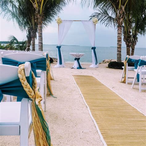 Hidden Beach Wedding Area In Turquoise And Star Fish Decor All